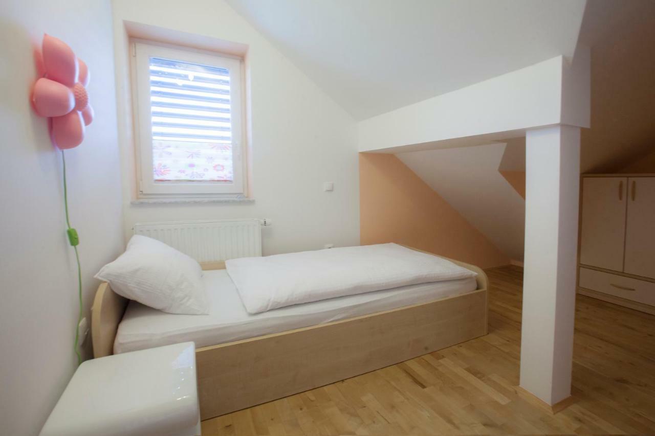 Luxury Apartment Karolina Блед Екстериор снимка